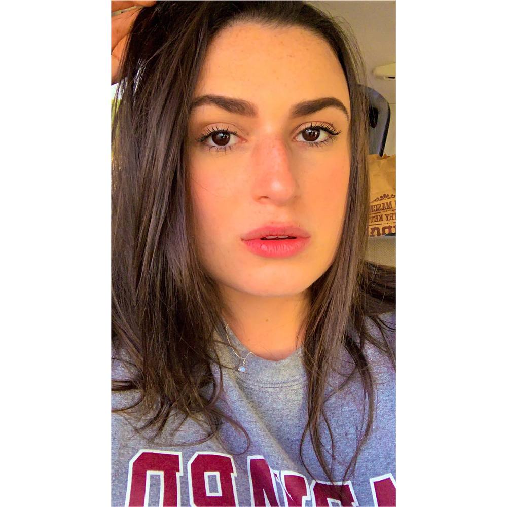 Meet your Posher, Julia